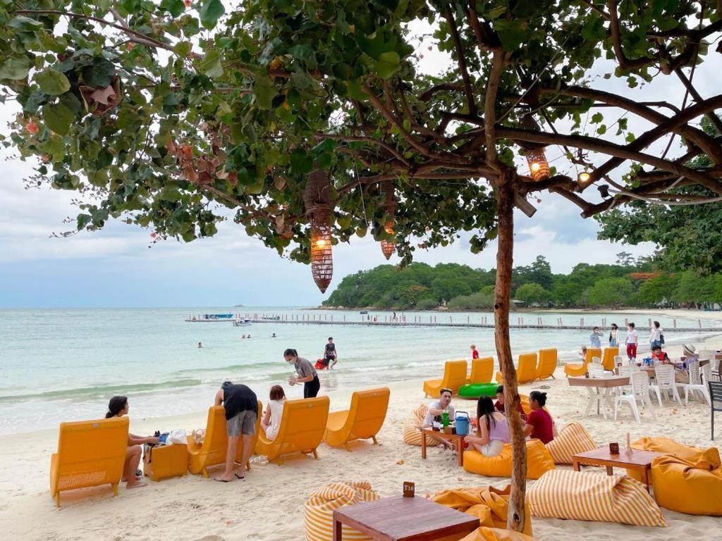 La Lune Beach Resort Koh Samet Bagian luar foto