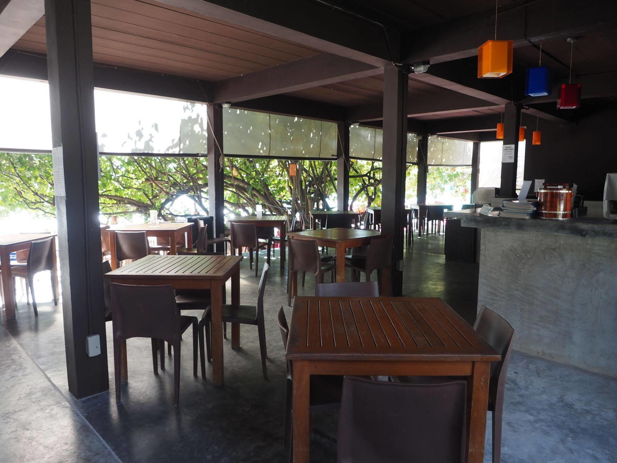 La Lune Beach Resort Koh Samet Bagian luar foto